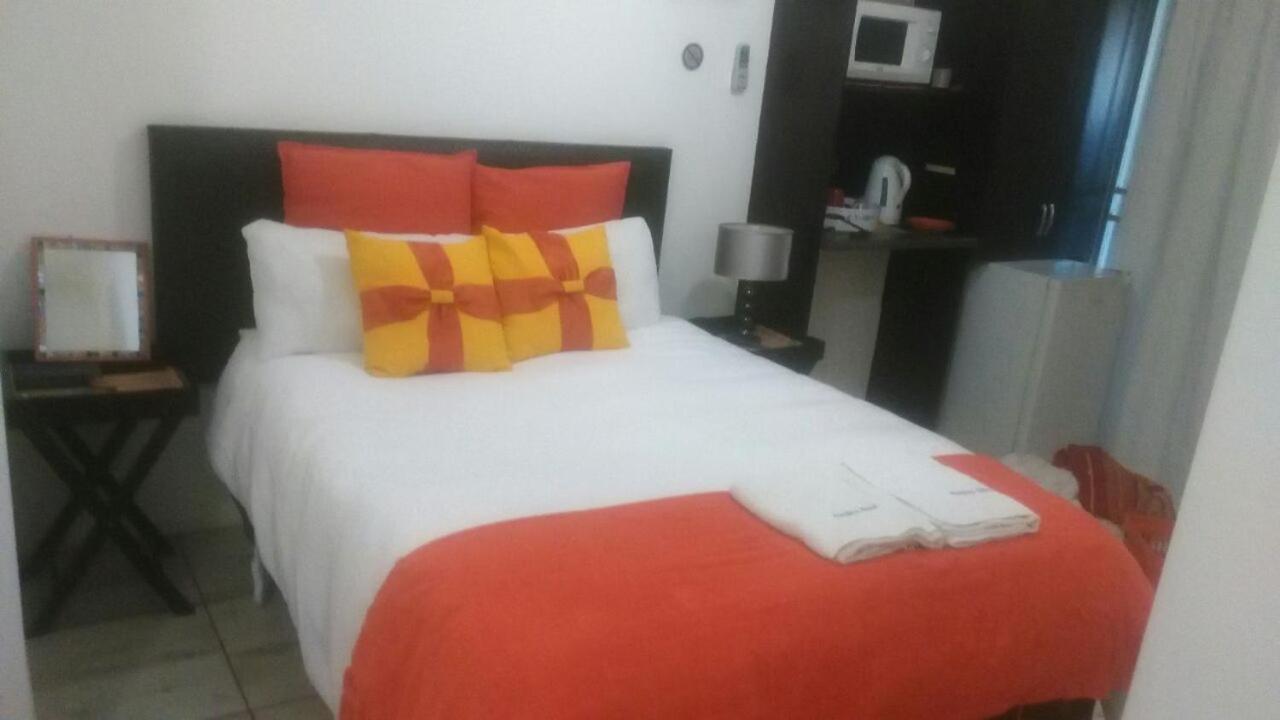 Eaglesnest Bed & Breakfast Kuils River Esterno foto
